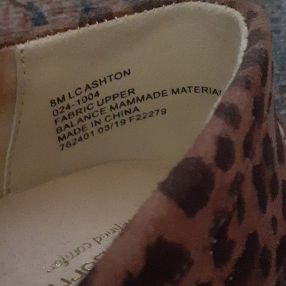 Liz Claiborne - Picture 7 of 8